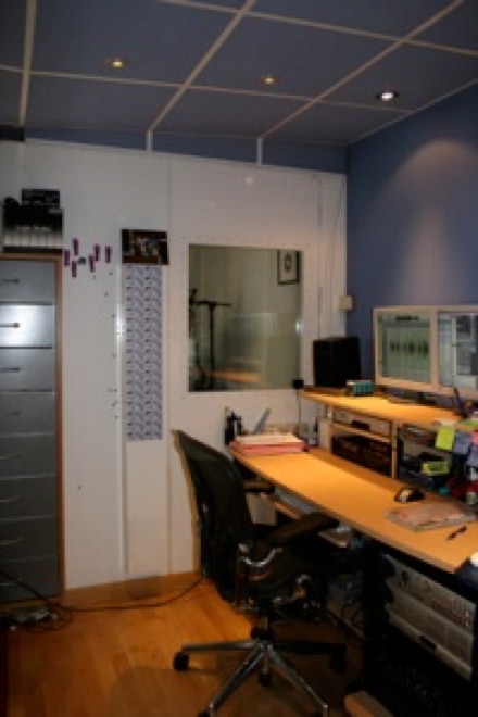 BraveArts Studio Craig Stevenson Locutor Voiceover Actor